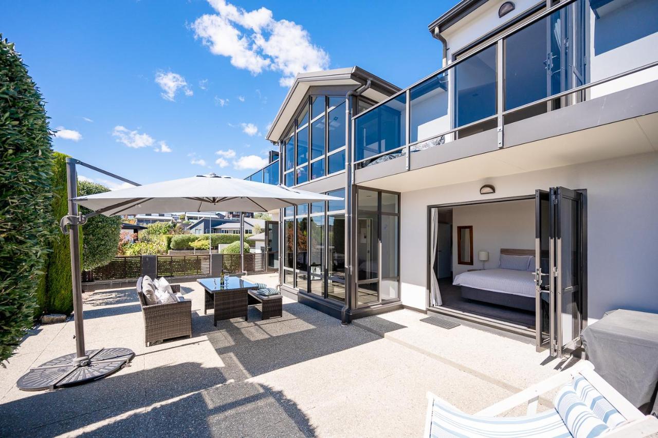 Ironside Lakeview Townhouse 瓦纳卡 外观 照片
