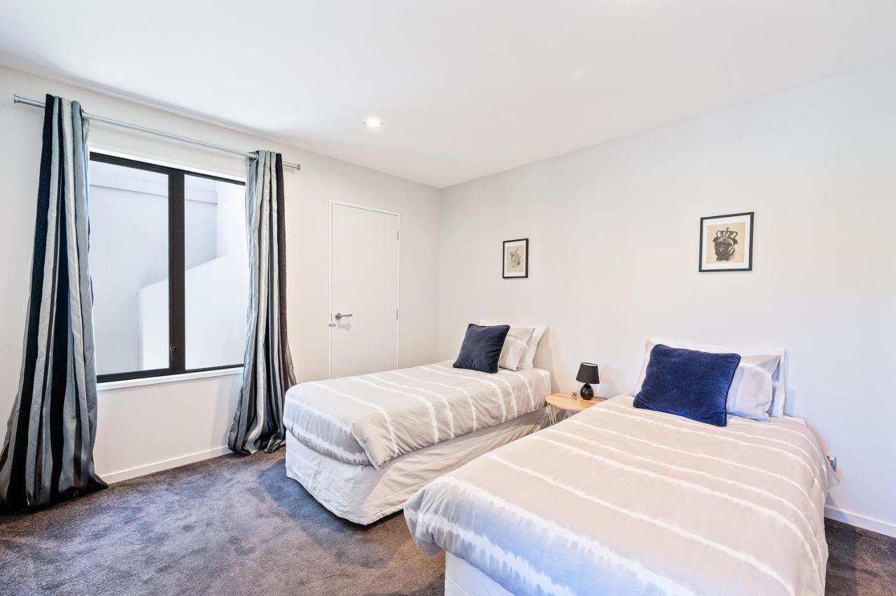 Ironside Lakeview Townhouse 瓦纳卡 外观 照片